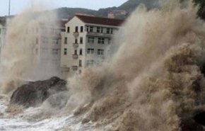 اعصار ليكيما... قتلى ومفقودون وإجلاء أكثر من مليون شخص
