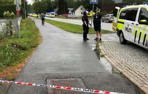 تفاصيل مثيرة وتطورات مفاجئة في قضية إطلاق النار داخل مسجد في النرويج