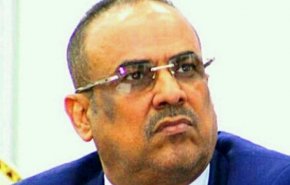 انتقاد بی سابقه وزیر کابینه مستعفی یمن از ریاض/ امارات سر ما را در سکوت عربستان گوش تا گوش برید