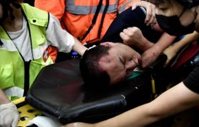 آشوبگران در هنگ‌کنگ خبرنگار چینی را گروگان گرفتند و کتک زدند