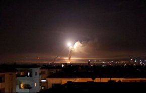 پدافند هوایی سوریه موشک مهاجم را منهدم کرد