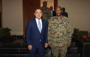 دیدار وزیر خارجه ترکیه با رئیس شورای نظامی سودان

