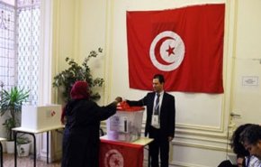 انسحاب أول مرشح لانتخابات الرئاسة بتونس وتوقعات بانسحابات جديدة