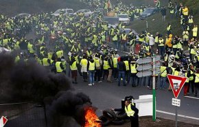 فرانسوی‌ها برای تجمعات اعتراضی همزمان با اجلاس گروه ۷ آماده می‌شوند