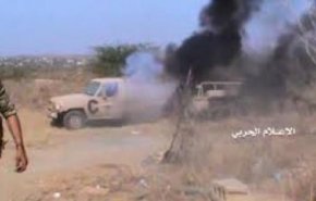 الجيش اليمني يسيطر على 5 مواقع ويأسر عددا من المرتزقة قبالة جيزان