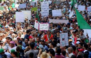 استمرار تظاهرات مردم الجزائر برای هفتمین ماه متوالی
