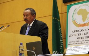 حمدوك: السودان يحتاج إلى 10 مليارات دولار 