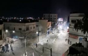 اشتباكات بين متظاهرين وقوات الأمن في مدينة الرمثا + فيديو