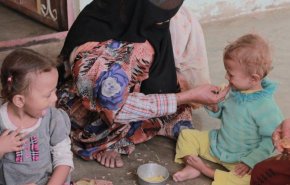 السعودية تقتل اليمنيين جوعاً وتنفق 50 مليار دولار لتدمير بلدهم