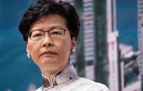 زعيمة هونغ كونغ تحذر من خطورة ازدياد العنف في الاحتجاجات المناهضة للحكومة
