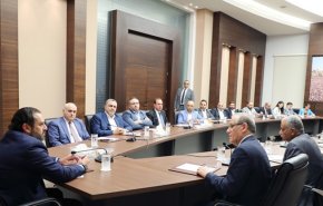 وزير الصحة العراقي يلتقي سعد الحريري