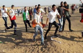 54 زخمی در حمله نظامیان صهیونیست به تظاهرات‌کنندگان در غزه