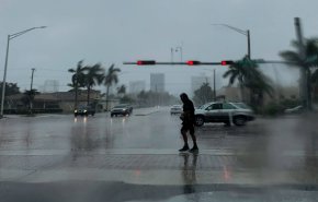 إعصار دوريان يقتل 5 ويدمر 12 ألف منزل في الباهاماس+فيديو