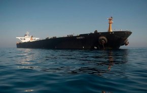 آمریکا: سوخت‌رسانی به نفتکش ایران مساوی است با تحریم 