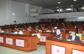 نواب البرلمان الموريتاني يبدؤون نقاش برنامج الحكومة