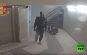 حمله وحشیانه به زنان در مترو + فیلم