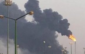 انفجار و آتش سوزی گسترده در مجتمع نفتی «آرامکو» عربستان+ فیلم