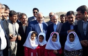 افتتاح عشرات المدارس في المناطق التي ضربها الزلزال بغرب ايران