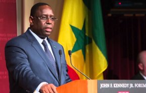 رئيس السنغال يعفو عن أحد خصومه الرئيسيين