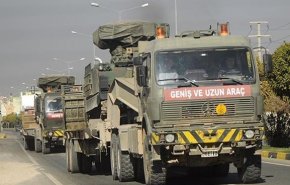 تجمع ارتش و تجهیزات ترکیه در مرز سوریه + فیلم