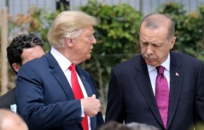 أردوغان وترامب يبحثان هاتفيا 'المنطقة الآمنة' المزمعة بسوريا

