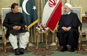 رسانه های پاکستان: عمران خان فردا عازم تهران می شود