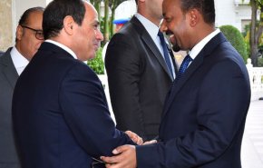 السيسي يهنئ رئيس الوزراء الإثيوبي لفوزة بجائزة السلام 