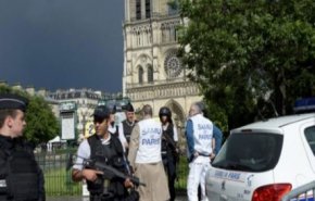 سجن لمدة 25 و30 عاماً لـ’خلية نسائية إرهابية’ في فرنسا