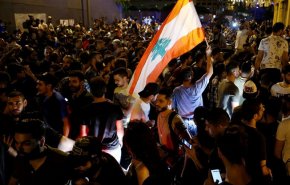 السعودية والامارات تدعوان مواطنيها تفادي أماكن تظاهرات لبنان