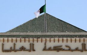 ائتلاف المحامين بالجزائر يقاطع جلسات التحقيق الخاصة بـ 'معتقلي الرأي' 