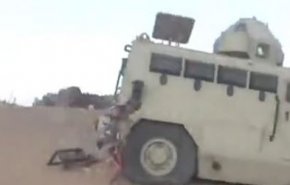 پوشک، آبروی نظامیان سعودی را برد! + فیلم