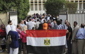 مصر تصدر بيانا بشأن تعرض مواطن كويتي للضرب في القنصلية المصرية بالكويت