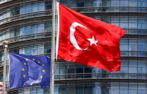 البرلمان الأوروبي يطالب بفرض عقوبات ضد تركيا