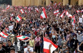 معترضین لبنانی: اگر مقاومت و ارتش نبودند الان داعش در راس حکومت بود