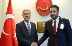 وزير الدفاع التركي يلتقي نظيره الأفغاني في بروكسل