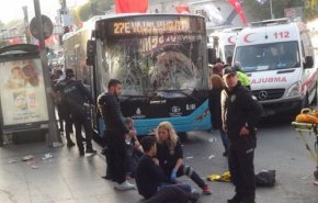 حمله به ایستگاه اتوبوس در استانبول؛ 13 نفر زخمی شدند + فیلم
