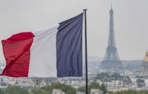 فرنسا تعتزم تخصيص حصص سنوية لاستقدام المهاجرين