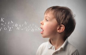 ماذا تفعل عندما ينطق طفلك الكلمات بشكل خاطئ؟