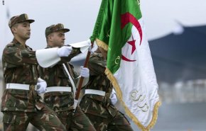  الجيش الجزائري: لا تراجع عن الانتخابات رغم 'الاستفزازات'