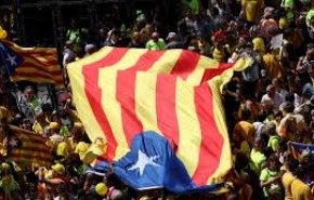 التوتر في كتالونيا يصل لتهديد الصحافيين 