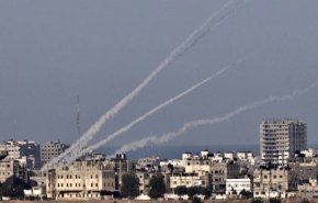 مواصلة قصف مستوطنات الاحتلال والصواريخ تصل تل أبيب