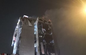 شاهد.. اندلاع حريق في اعلى بناية المطعم التركي وسط بغداد