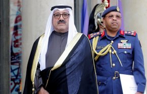 وزير الدفاع الكويتي يتهم الحكومة المستقيلة بتجاوزات مالية في صندوق الجيش