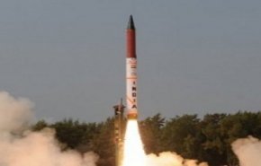 الهند تطلق صاروخا باليستيا قادرا على حمل رؤوس قتالية نووية