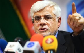  نامه عارف به لاریجانی برای برگزاری جلسه‌ای با حضور روحانی و رئیسی درباره بنزین