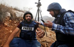 حكاية الصحفي الفلسطيني الذي اقتلع الاحتلال عينه 