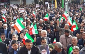 راهپیمایی باشکوه مردم تبریز علیه ‌آشوبگران / فریاد همبستگی مردم در محکومیت اغتشاشگران