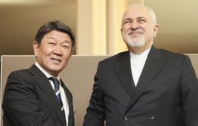 ظريف ووزير الخارجية الياباني يبحثان الاتفاق النووي