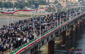 مسيرات شعبية في ايران تتهم بعض الأنظمة بالتآمر على البلاد