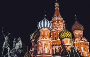فروش آیفون احتمالاً سال آینده در روسیه ممنوع می‌شود